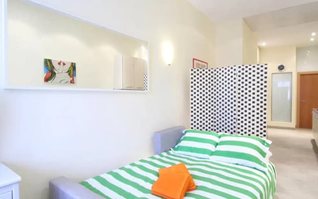 HOMEnFUN Camp Nou Stadium Apartment - photo 2