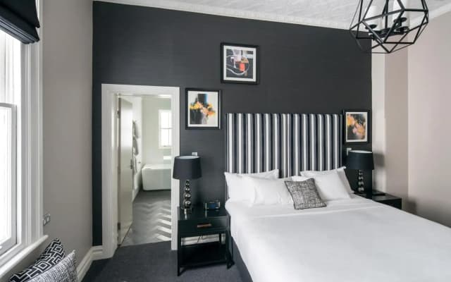 Mrs Banks Boutique Hotel - photo 4