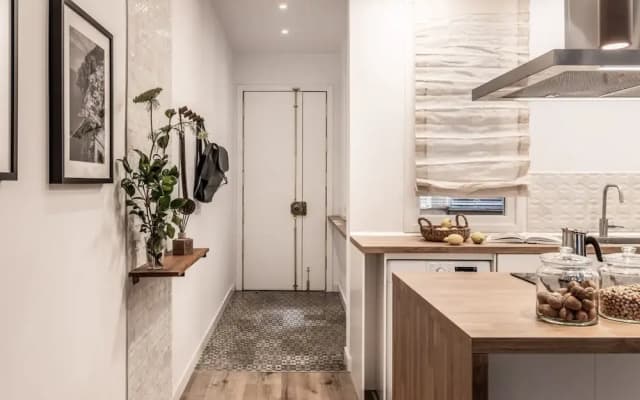 Casaluce - 2 Bedrooms in Trafalgar - photo 4