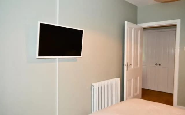 Edinburgh Modern and Central Flat - photo 3