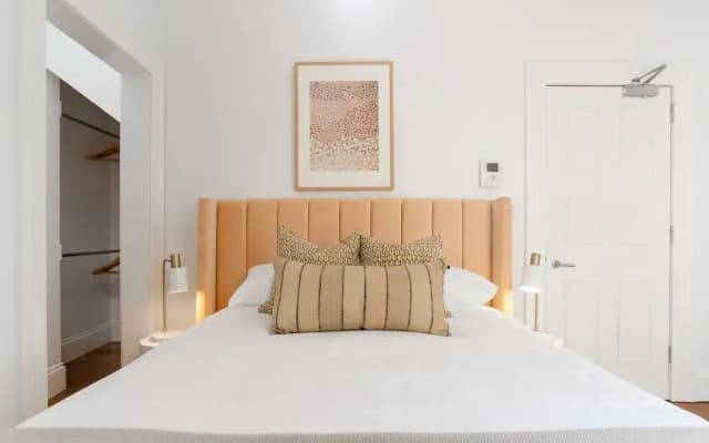 Cosy Inner West Studio With Courtyard - photo 3