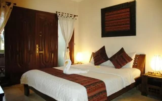 de CINTA Villa - photo 5