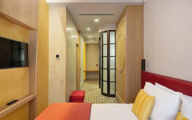 Venerina Apartment - photo 2