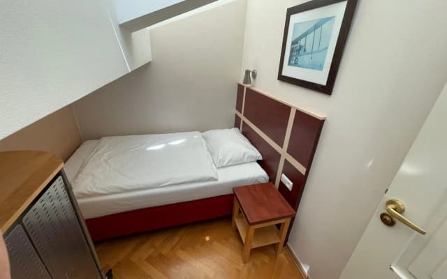 EA Hotel Juliš - photo 3