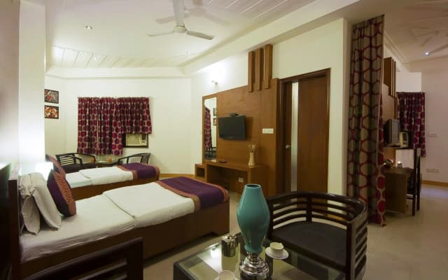 Hotel Delhi 37 - photo 5