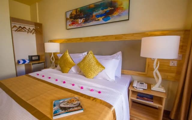 Akasha Beach Maafushi - photo 4