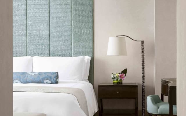 Raffles Jakarta Hotel - photo 4