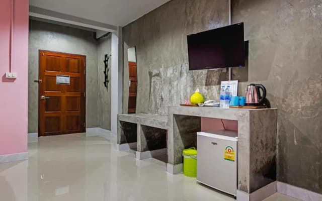 The Guest Hotel - photo 4