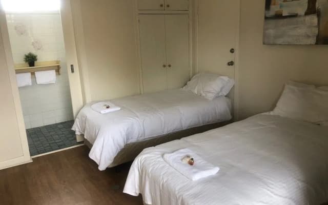 The Sportsman's Hotel - photo 2