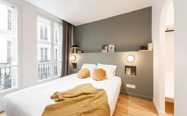 Central And Renovated Parisian Apartment, 6-7 Guests - photo 2
