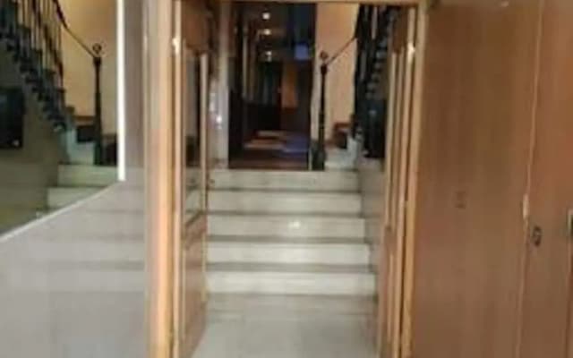 Downtown Apt.-Atocha-Station - photo 2
