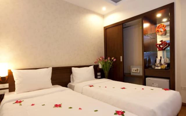 Rising Dragon Legend Hotel - photo 4