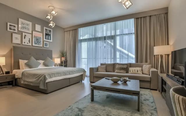 Driven Holiday Homes - Indigo Tower - photo 4