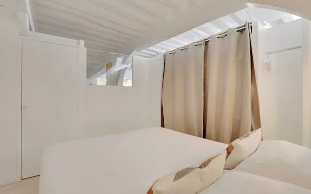 Elegant Apartment -2br-4p- Le Marais - photo 4