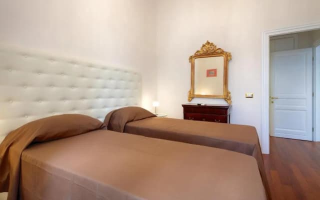 Rome Central Suites A,B,C - photo 5
