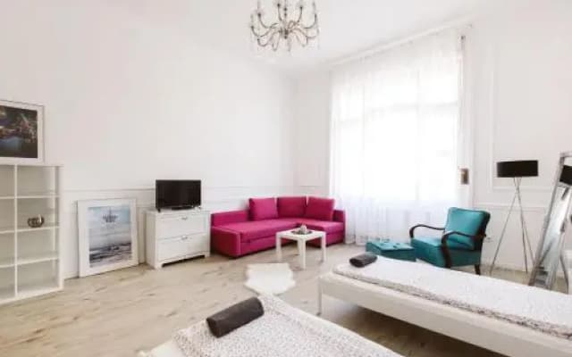 Apartment Szabadság Tér - photo 2
