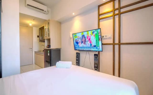 Homey And Relaxing Studio Tokyo Riverside Pik 2 Apartment - photo 4