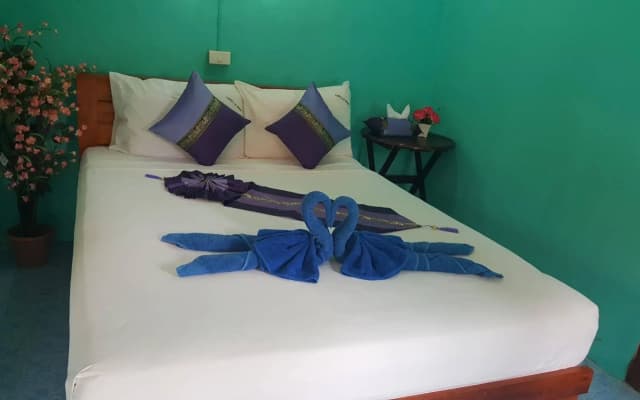 Lanta L.D. Beach Bungalows - photo 4