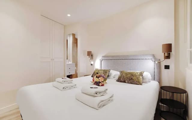 Modern Apartment - 2br/6p - Enfants-rouges - photo 4