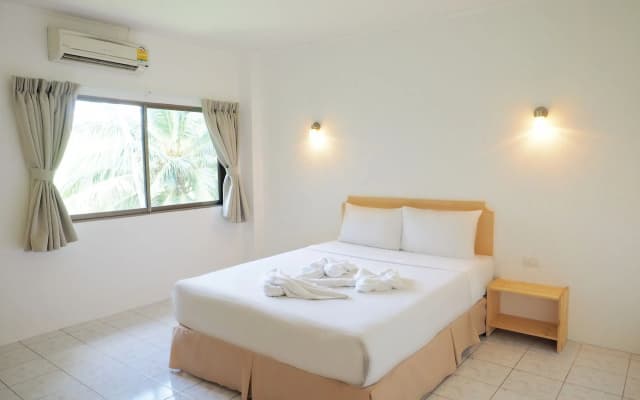 Siri Hotel Phuket - photo 5