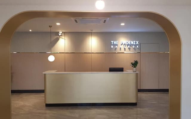 The Phoenix Hotel Bangkok - photo 2