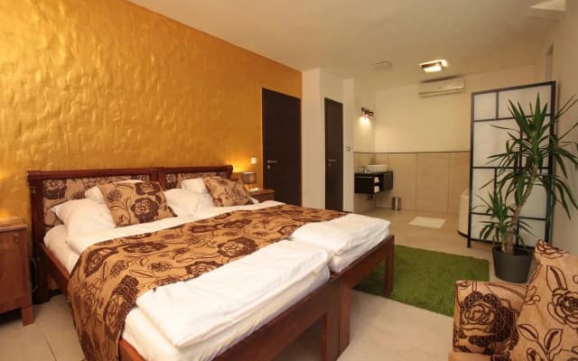 Parliament Penthouse Boutique B&B - photo 3