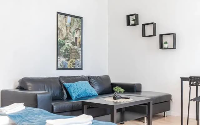 Stylish 1BR Apartment Meidling Center - photo 5