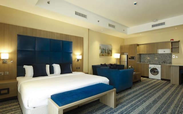 The Castle Premium Hotel - photo 3