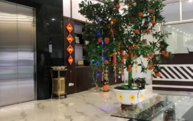 Thang Long Guesthouse - photo 5