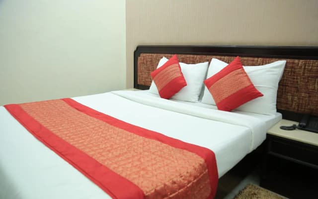 Hotel Sundeep Inn - photo 3