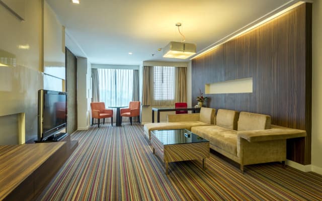 Thamrongin Hotel - photo 5