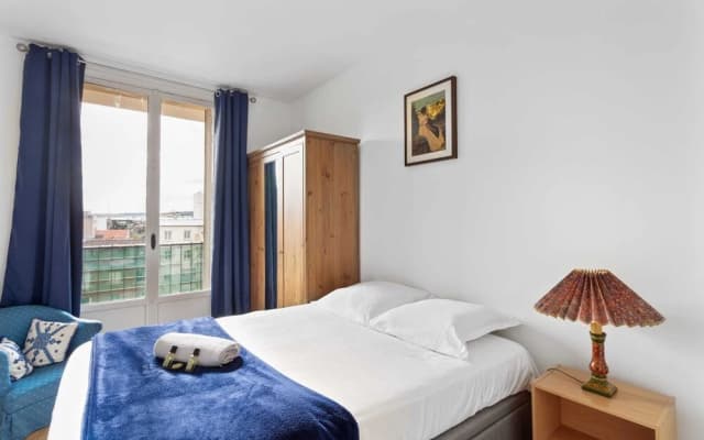 Exquisite Apartment for 4 - Live Like a Parisian - photo 4