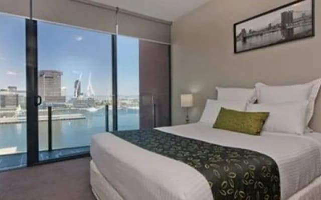 Apartments @ Docklands - photo 2