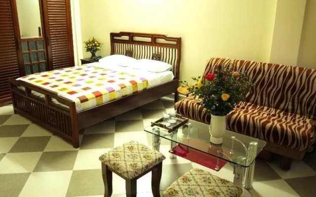 Tulip Flower Hotel - photo 5