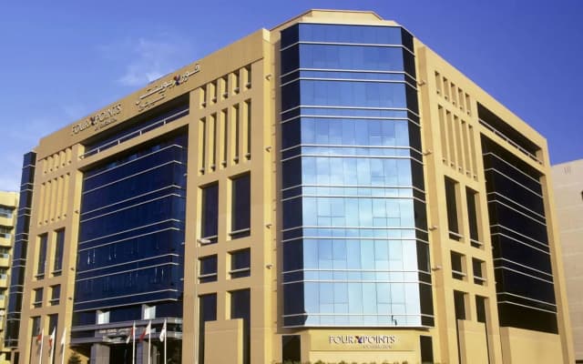Four Points by Sheraton Bur Dubai Hotel - photo 4