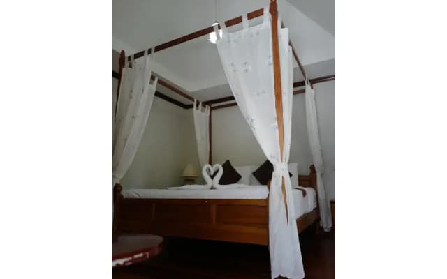 Long Beach Lodge - photo 4