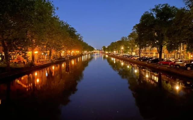 Bed and Breakfast Amsterdam - photo 3