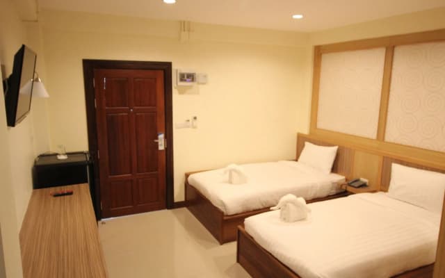 Monmuang Hotel and Residence - photo 3