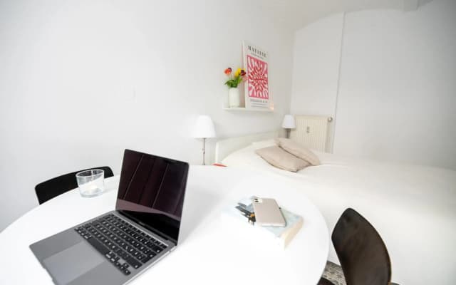 City Hideaway with Terrace - photo 5