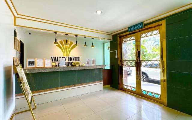 Valley Hotel - photo 2