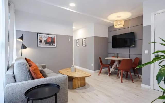 Mad Apartments by Olala Homes - photo 4
