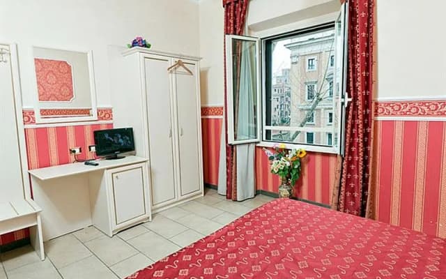 The Fitzroy Allegria - photo 2