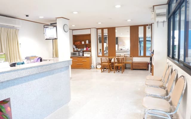 Makkasan Inn Hotel - photo 2