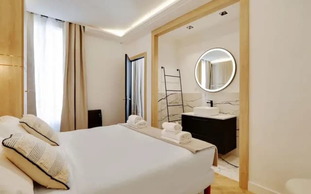 The Upper Marais Superb Apartment for 6 People - photo 2