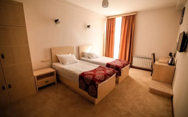 Hills Hotel - photo 4