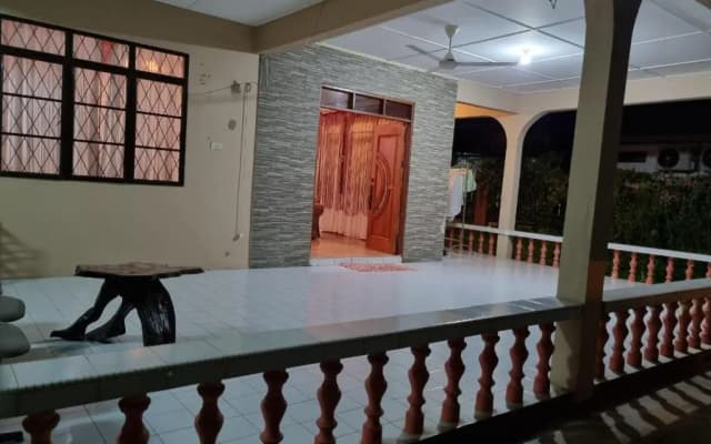 Kenyalang Lutong Homestay - photo 2