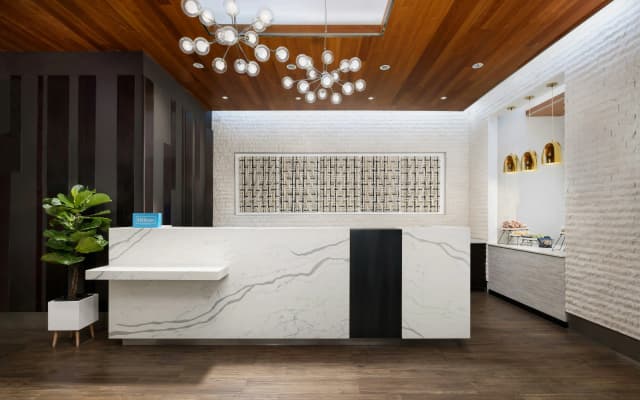 Hilton Garden Inn New York/Times Square Central - photo 2
