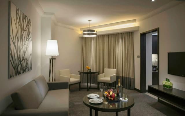 Gateway Hotel - photo 3