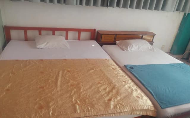 Ngan Long Hotel - photo 3