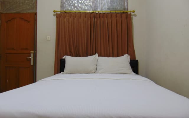 A Residence - photo 4
